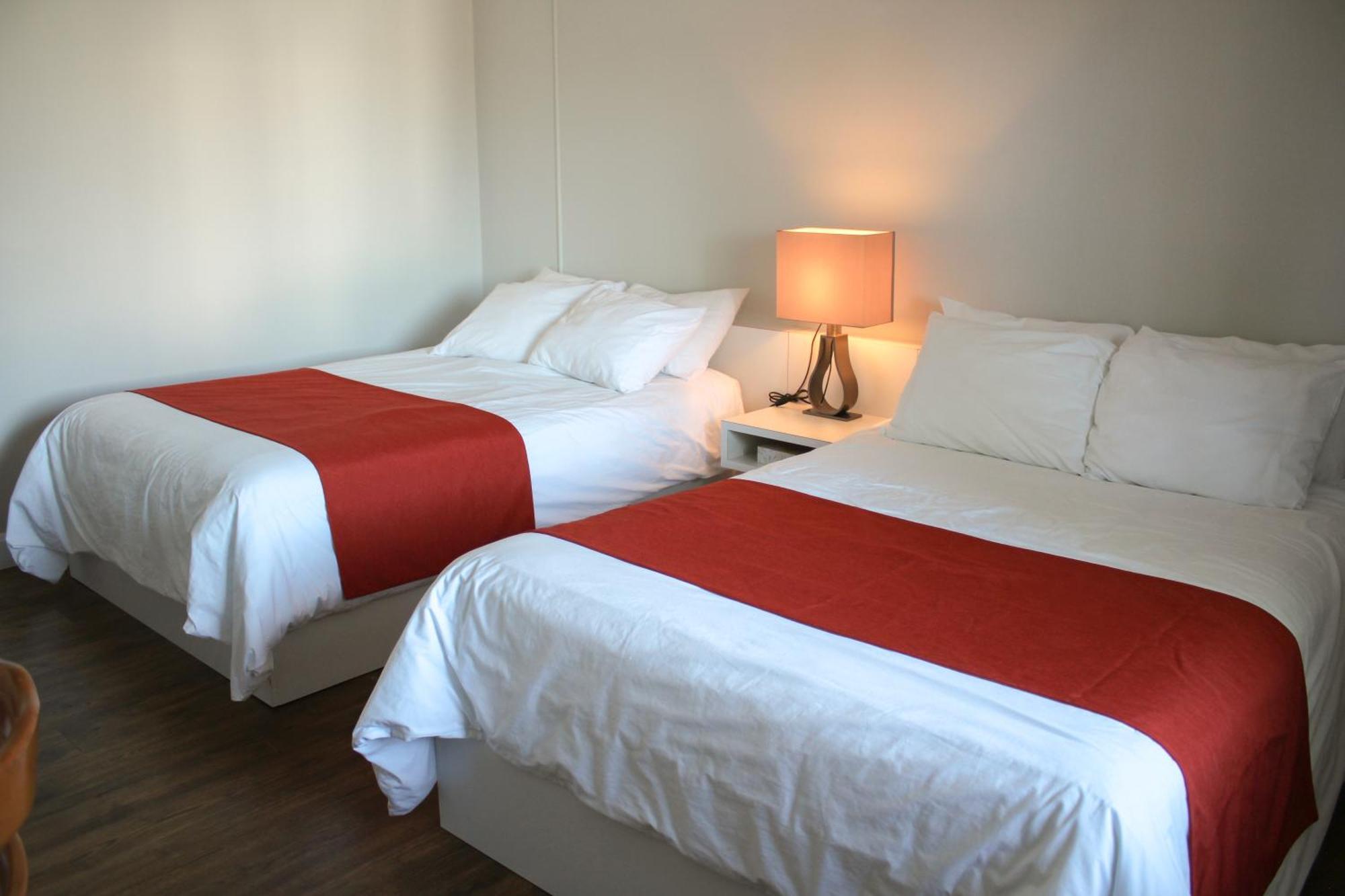 Auberge Le Parasol Chicoutimi Eksteriør billede