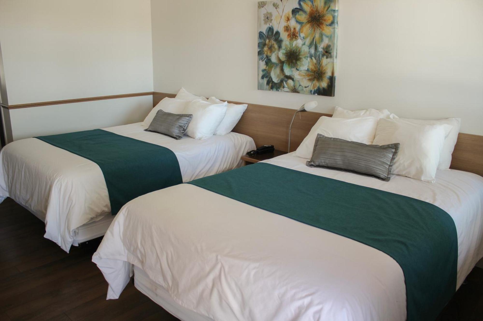 Auberge Le Parasol Chicoutimi Eksteriør billede